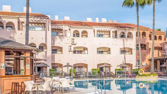Los Amigos Beach Club | Málaga Diamond Resorts - Los Amigos Beach Club By Diamond Resorts