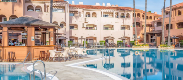 #DiamondStories: Relaxing at Los Amigos Beach Club